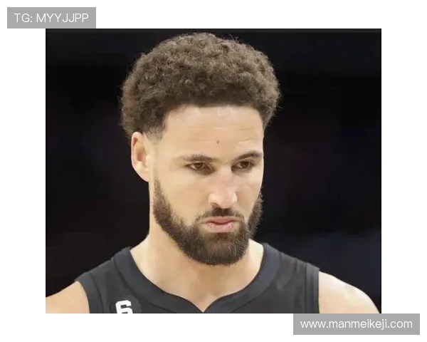 克莱谈投篮自信与出手选择的平衡之道每次出手都充满信心 克莱谈投篮自信与出手选择的平衡之道每次出手都充满信心