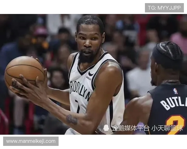 阿德巴约称赞拉松在场上默默奉献的重要性与正面影响